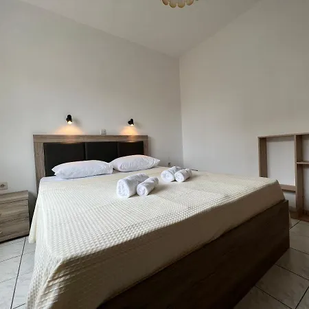 Eleni - Town Aparthotel *