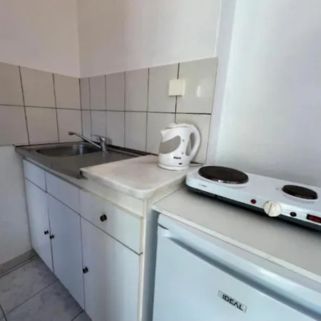 Eleni - Town Apart-hotel